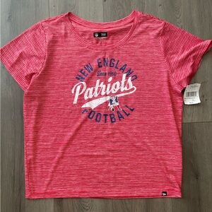 Red and White Striped New England Patriots Women’s 2XL shirt NWT